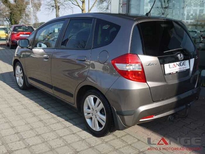 Honda Jazz 1.4 Exclusive Leder Klimaautom SHZ Alarm Notbremsass. Temp Tel.-Vorb. Kolli