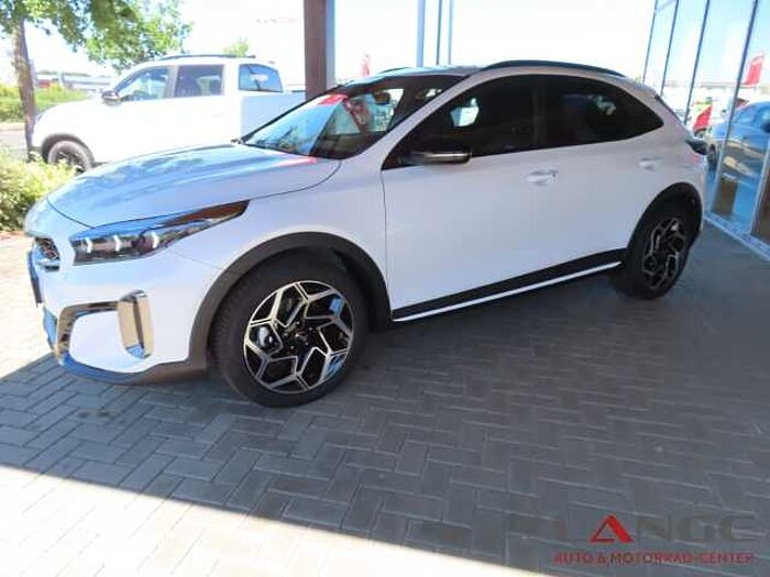 Kia XCee'd Line 1.5 T-GDI EU6e 1.5T 140 DCT7 GT LINE ST AHK Navi Digitales Cockpit S XCeed