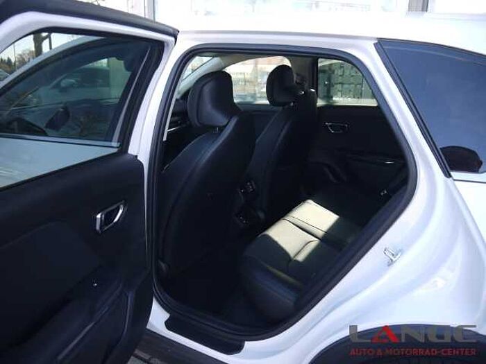 Kia K4 1.6 T-GDI 110 kW Spirit 1.6T 150 DCT SPI DWP SD Navi Digitales Cockpit Sounds