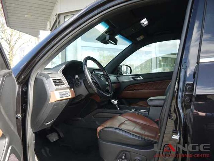 SsangYong REXTON Rexton 2.2 Saphirre 4x4 AZV Trittbretter AHK Leder Memory Sitze Bi-Xenon