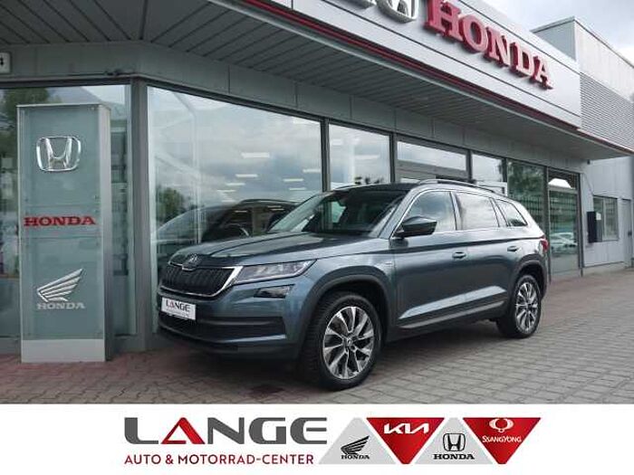 SKODA Kodiaq Clever 4x4 DSG El. Panodach Navi Digitales Cockpit 360 Kamera LED Blendfr