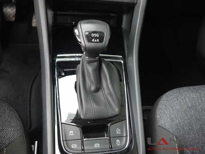 SKODA Kodiaq Clever 4x4 DSG El. Panodach Navi Digitales Cockpit 360 Kamera LED Blendfr