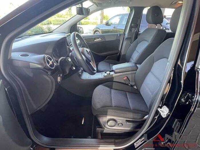 Mercedes-Benz B 220 4Matic Bi-Xenon Kurvenlicht Klimaautom SHZ Parklenkass. Totwinkelassistent