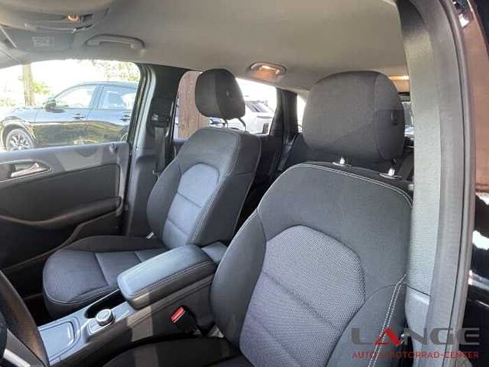 Mercedes-Benz B 220 4Matic Bi-Xenon Kurvenlicht Klimaautom SHZ Parklenkass. Totwinkelassistent