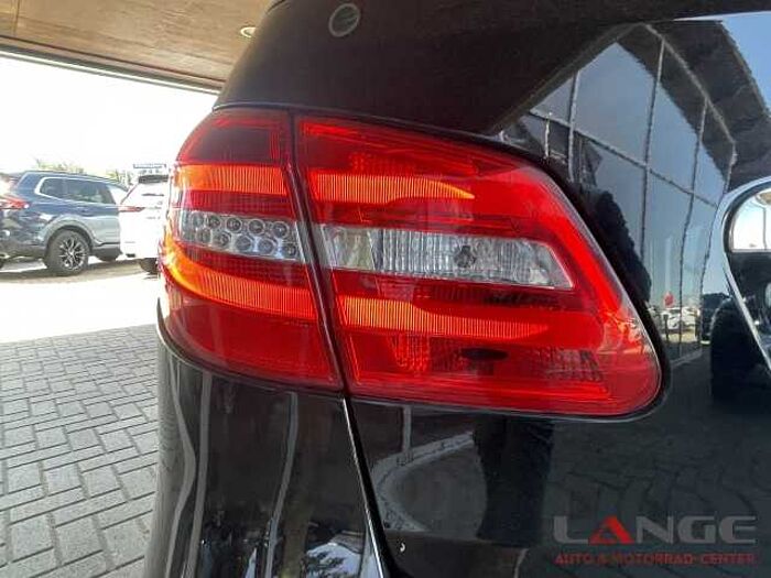 Mercedes-Benz B 220 4Matic Bi-Xenon Kurvenlicht Klimaautom SHZ Parklenkass. Totwinkelassistent