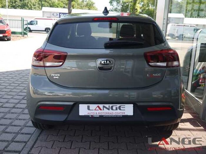 Kia Rio Spirit 1.4 AT SPIRIT TECH NAVI Apple CarPlay Klimaautom DAB SHZ LenkradHZG