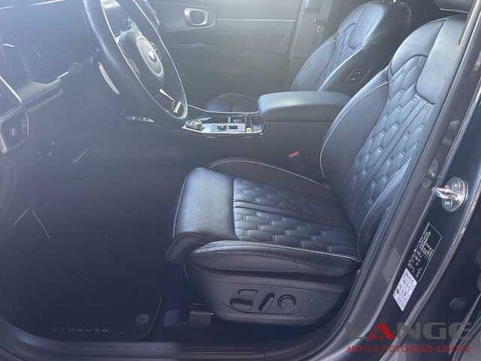 Kia Sorento 2.2D AWD DCT8 PLAT NAPPA Navi Klimaautom SHZ Temp PDC Alu