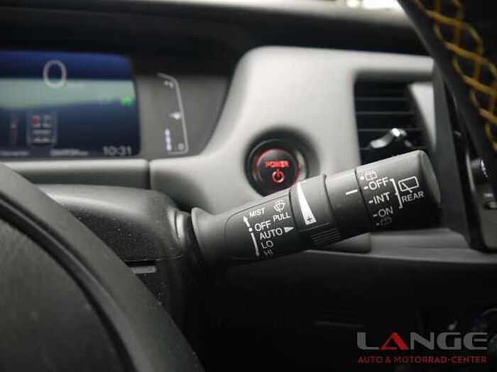 Honda Jazz 1.5 i-MMD Hybrid Advance Sport SHZ Temp Tel.-Vorb. PDC Regensensor Alu BT L