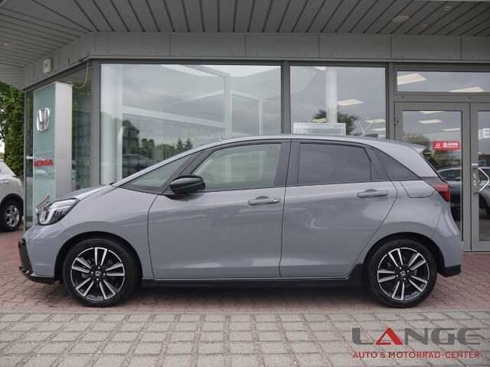 Honda Jazz 1.5 i-MMD Hybrid Advance Sport SHZ Temp Tel.-Vorb. PDC Regensensor Alu BT L