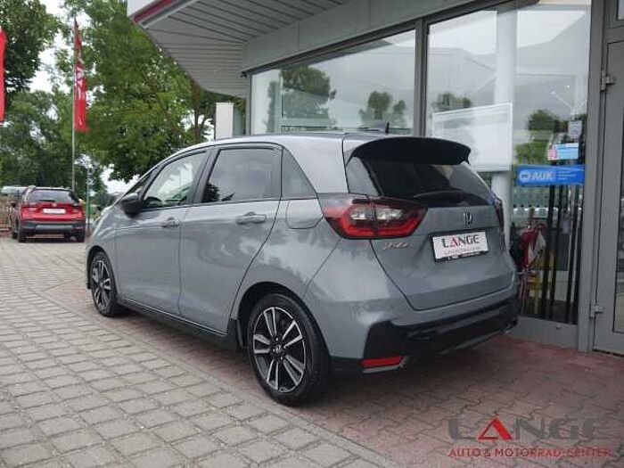 Honda Jazz 1.5 i-MMD Hybrid Advance Sport SHZ Temp Tel.-Vorb. PDC Regensensor Alu BT L