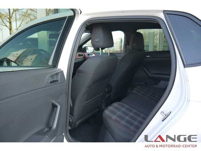 Volkswagen Polo VI 2.0 TSI GTi Soundsystem Fahrerprofil DAB Ambientebeleuchtung