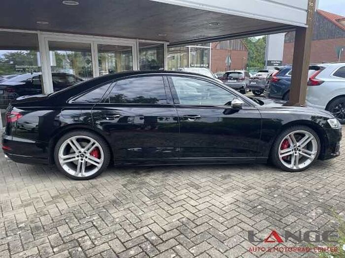 Audi S8 4.0 TFSI quattro HUD Luftfederung AD StandHZG Monitore Kopfst. El. Panodach