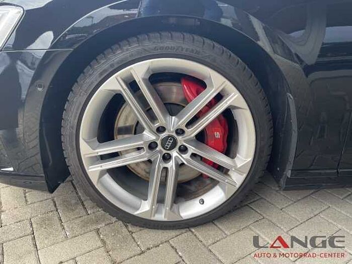 Audi S8 4.0 TFSI quattro HUD Luftfederung AD StandHZG Monitore Kopfst. El. Panodach