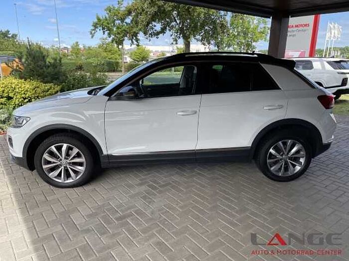 Volkswagen T-Roc Basis 1.5 DSG Style DAB Spurhalteass. Notbremsass. Tel.-Vorb. Berganfahras