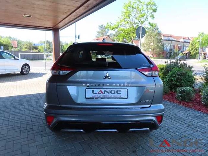 Mitsubishi Eclipse Cross 2.4 MIVEC Plus Select Plug in Hybrid 4WD Allrad Navi Soundsystem 2.4 MIVEC Plus Select Plug in Hybrid 4WD Allrad Navi Soundsystem