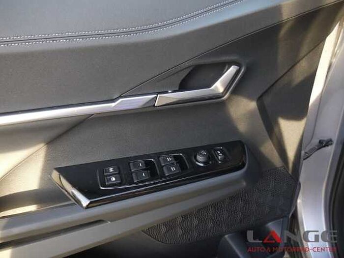 SsangYong Torres Sapphire 4x2 1.5 T-GDI Navi Leder Klimasitze LED ACC El. Heckklappe Apple Sapphire 4x2 1.5 T-GDI Navi Leder Klimasitze LED ACC El. Heckklappe Apple CarPla