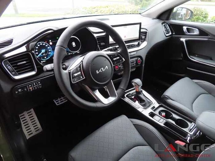 Kia XCee'd 1.6 PHEV DCT6 PLAT 18 Zoll Navi Leder digitales Cockpit Memory Sitze Soun XCeed